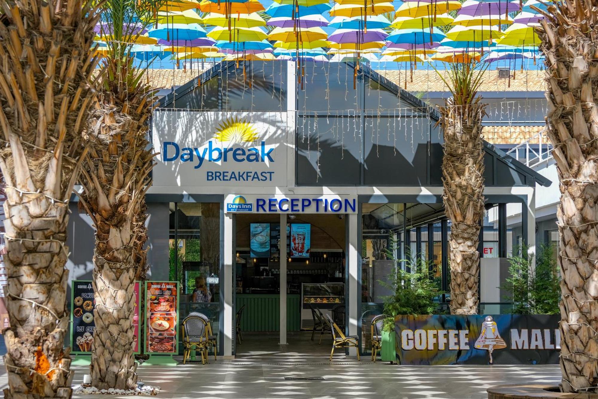 Days Inn By Wyndham Alanya Eksteriør bilde