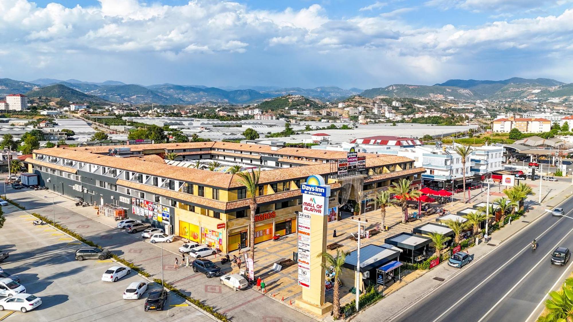 Days Inn By Wyndham Alanya Eksteriør bilde