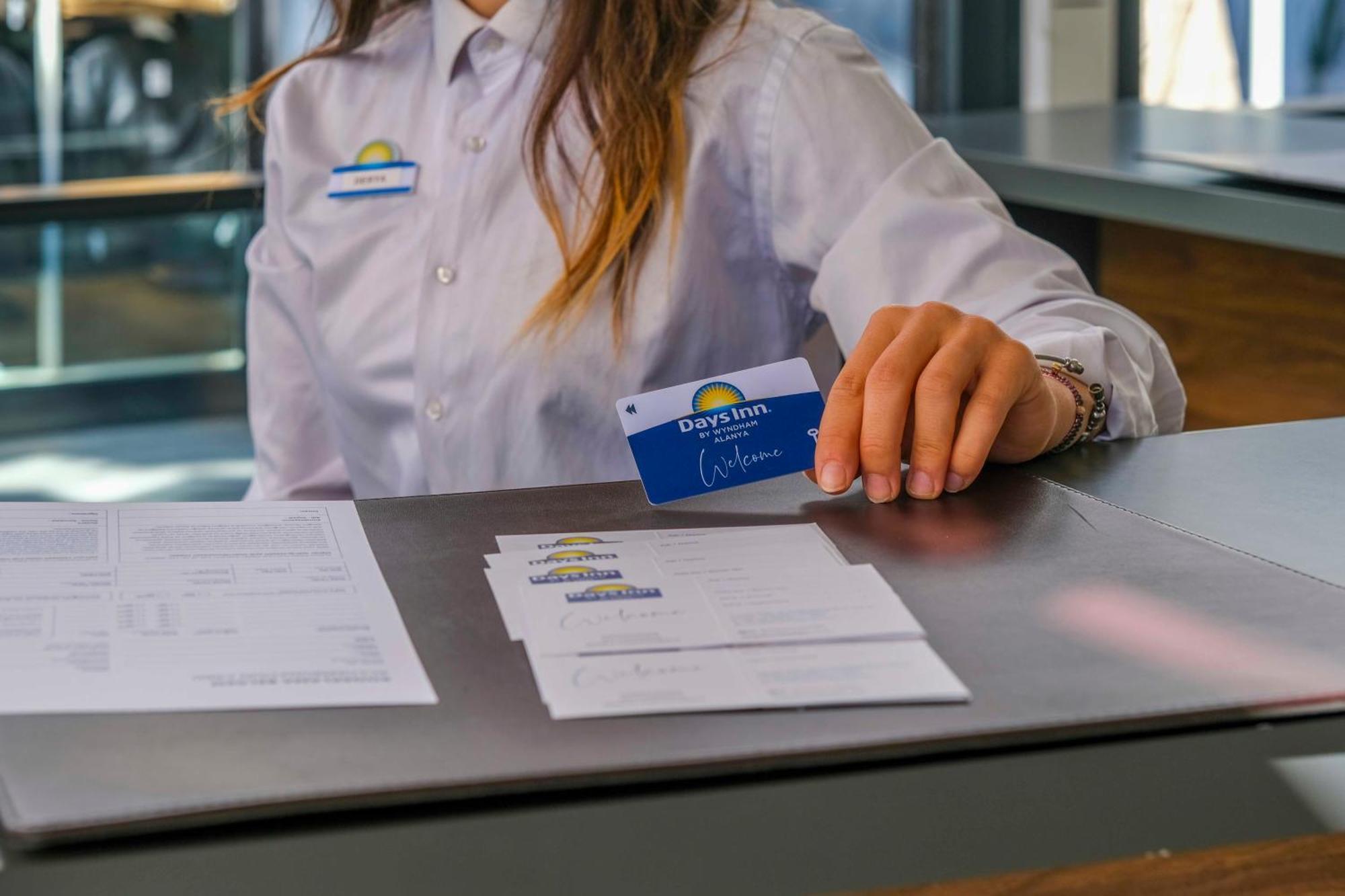 Days Inn By Wyndham Alanya Eksteriør bilde