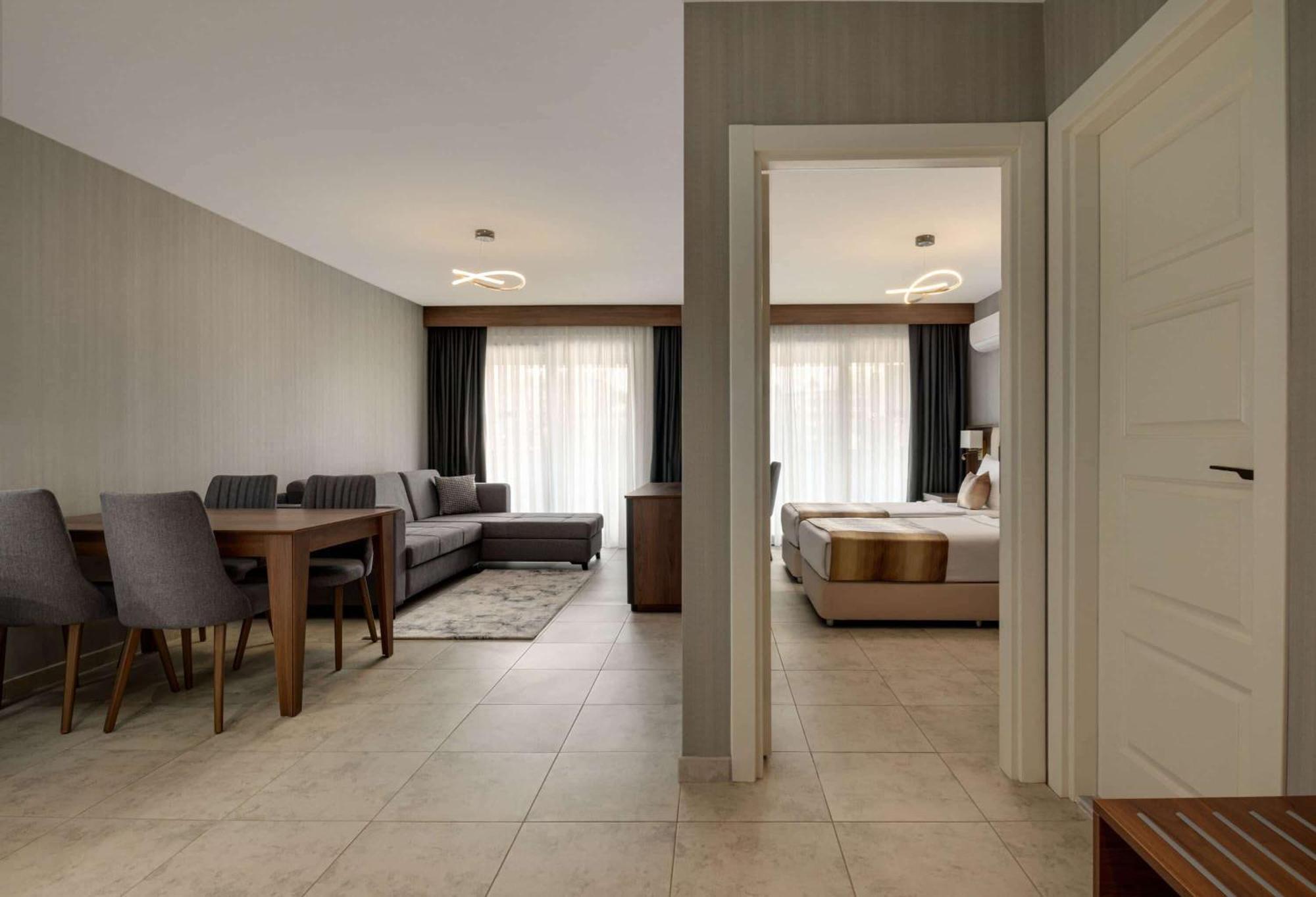Days Inn By Wyndham Alanya Eksteriør bilde