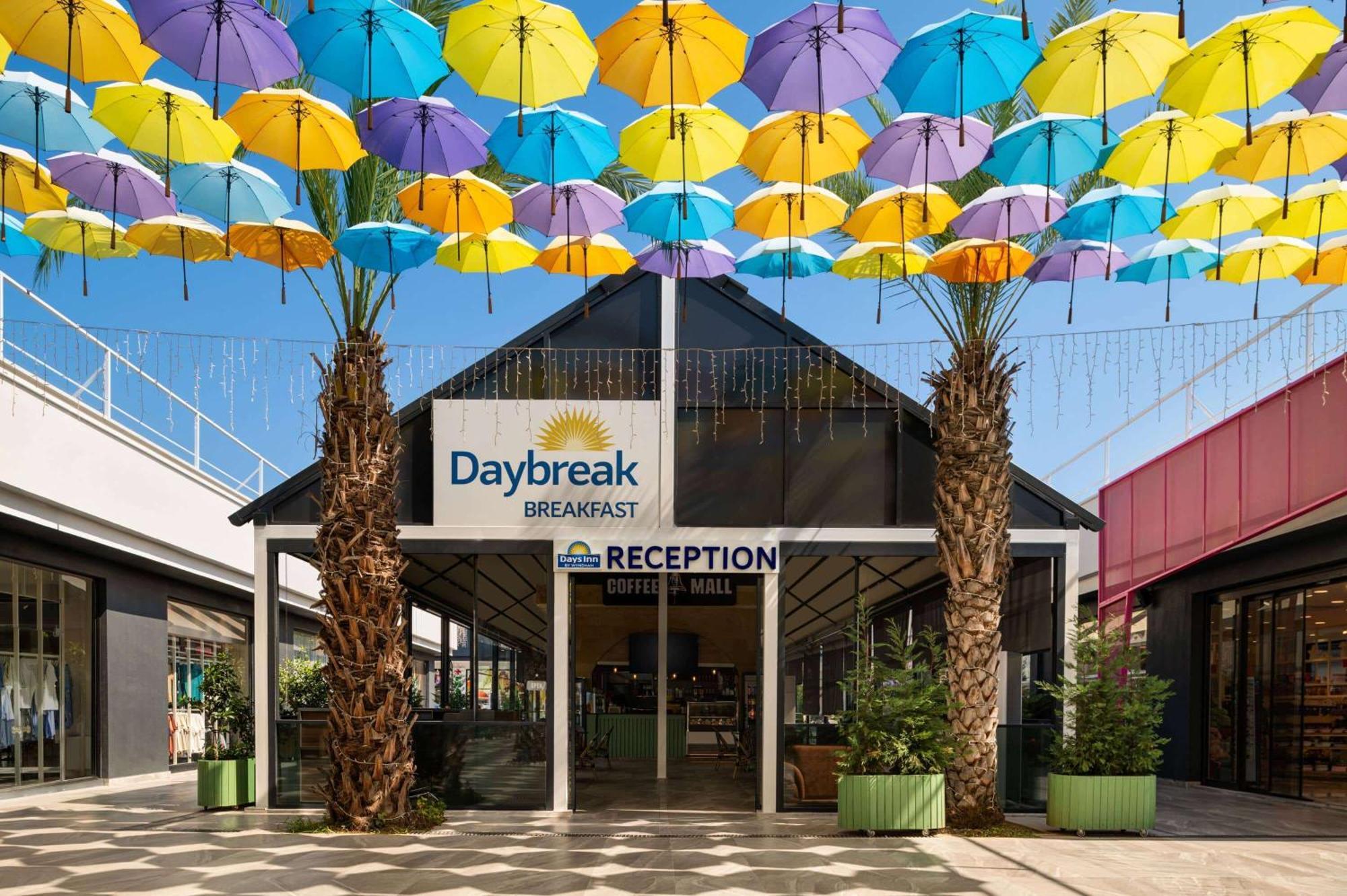 Days Inn By Wyndham Alanya Eksteriør bilde