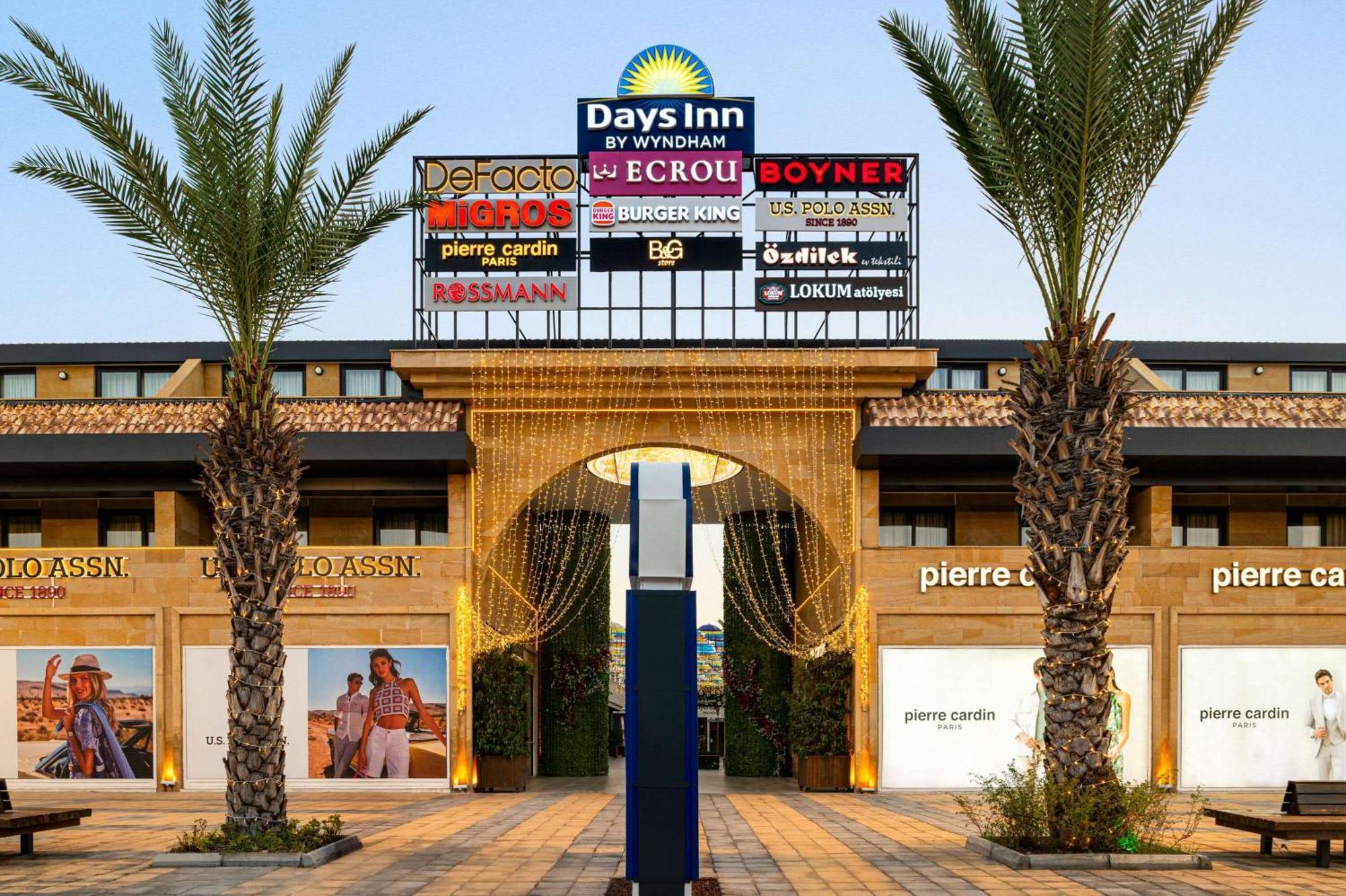 Days Inn By Wyndham Alanya Eksteriør bilde